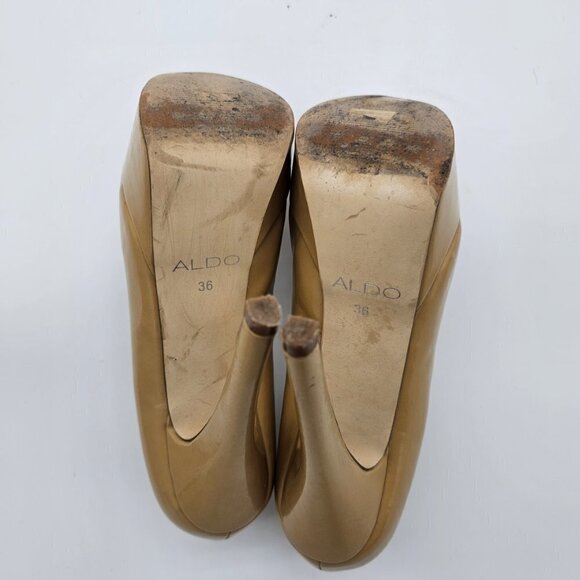 Aldo Nude/Tan Round Toe Platform High Heel Pump, Patent Vegan Leather, Size 36 - Picture 12 of 15